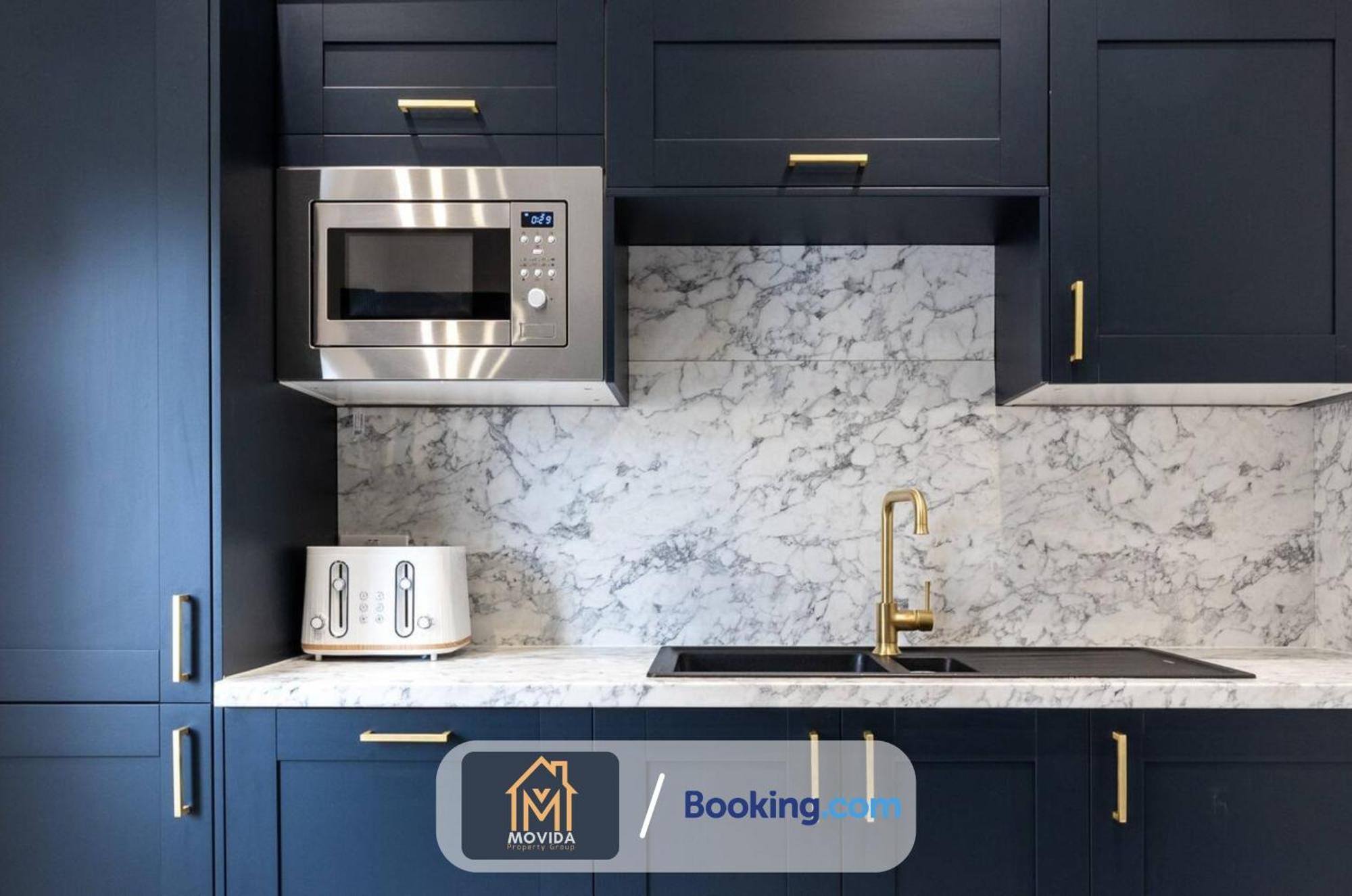 Central Elegant Three Bed Duplex By Movida Property Group Short Lets & Serviced Accommodation Harrogate Bagian luar foto
